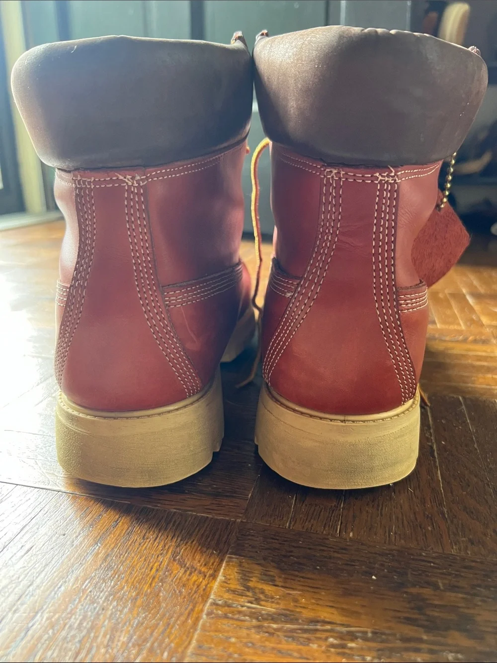 Timberlands burnt red / rust red